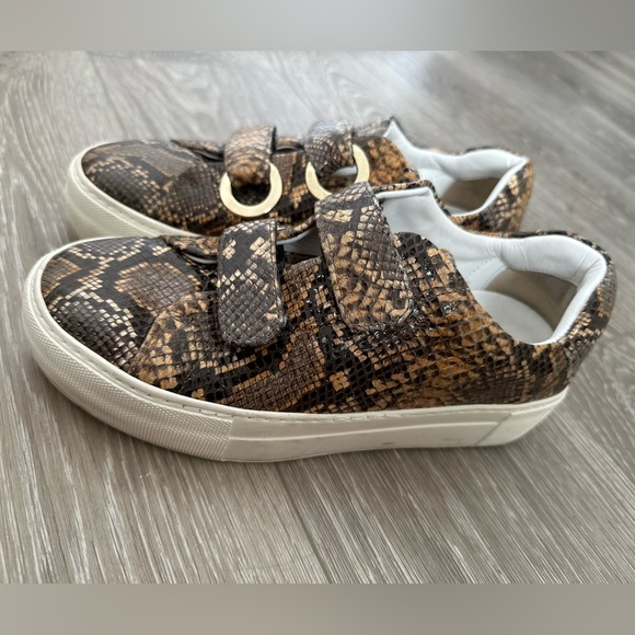 And Other Stories Patent Snake Animal Print Gold Details Platform Velcro Sneaker - Picture 2 of 5